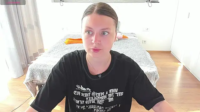 Kitkatvel online show from 24, 6, 2026