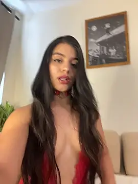 Snapshot of Amel_Rosse chatting on 11, 7, 2026 Amel Rosse online show from 11, 7, 2026