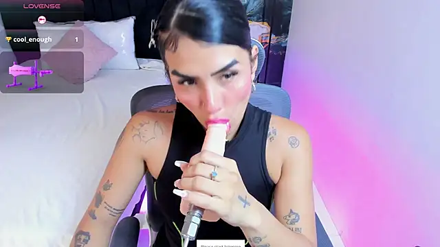 Alanna Wild online show from 29, 6, 2026