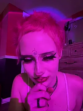 whimsicallylusty online show from 28, 5, 2026