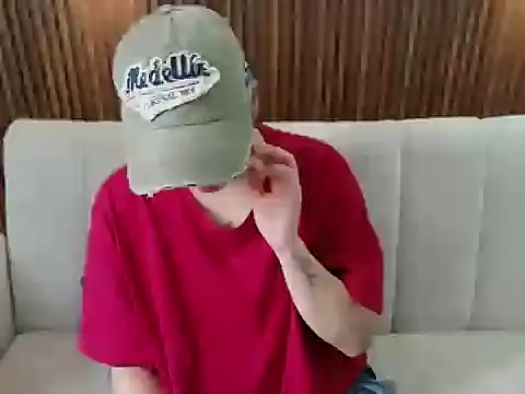 Snapshot of feelena_mysoull chatting on 9, 6, 2026 feelena mysoull online show from 9, 6, 2026