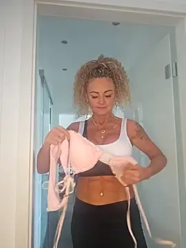 GymMoniMilf online show from 9, 6, 2026