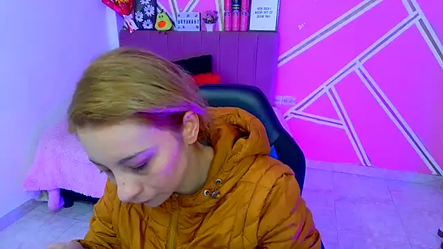 Snapshot of Barbie__sweet chatting on 14, 7, 2026 Barbie sweet online show from 14, 7, 2026