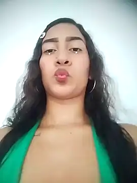 Snapshot of ScarletLovee_ chatting on 17, 7, 2026 ScarletLovee online show from 17, 7, 2026