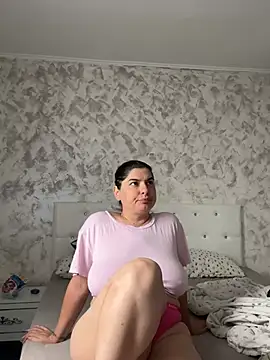 evaxxxcurvyxxx online show from 8, 7, 2026