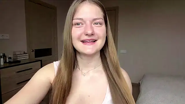 Snapshot of lizzzanatooo chatting on 31, 5, 2026 lizzzanatooo online show from 31, 5, 2026