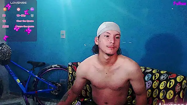 MrKingsaintx online show from 15, 6, 2026