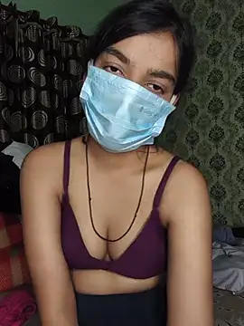 Snapshot of love_kaur chatting on 2, 7, 2026 love kaur online show from 2, 7, 2026
