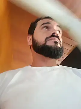 Pistola faminta online show from 26, 1, 2025