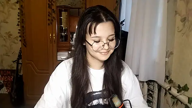 Snapshot of Adilily chatting on 29, 5, 2026 Adilily online show from 29, 5, 2026