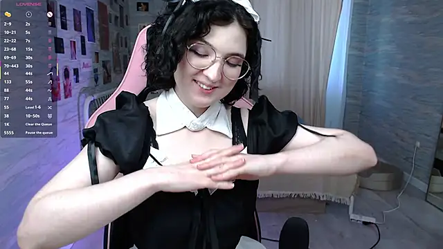 Snapshot of JackieApplePie chatting on 21, 6, 2026 JackieApplePie online show from 21, 6, 2026