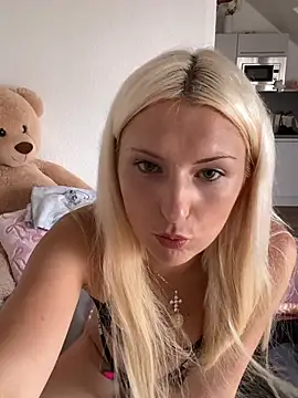 MimiLliiyy online show from 16, 7, 2026