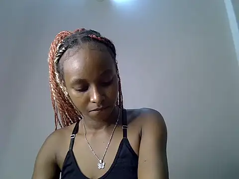 cocolaurah online show from 2, 7, 2026