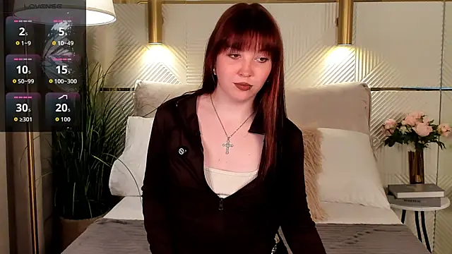 Hyuna Flowers online show from 26, 6, 2026