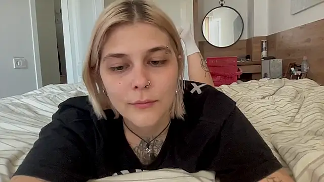 Ella Bloom online show from 11, 7, 2026