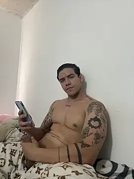lukejones01 online show from 4, 6, 2026