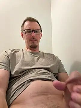 Hardpaul85 online show from 4, 7, 2026