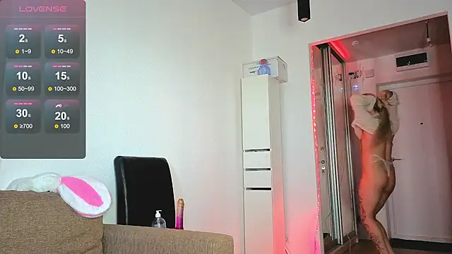 Chloecherry online show from 9, 6, 2026