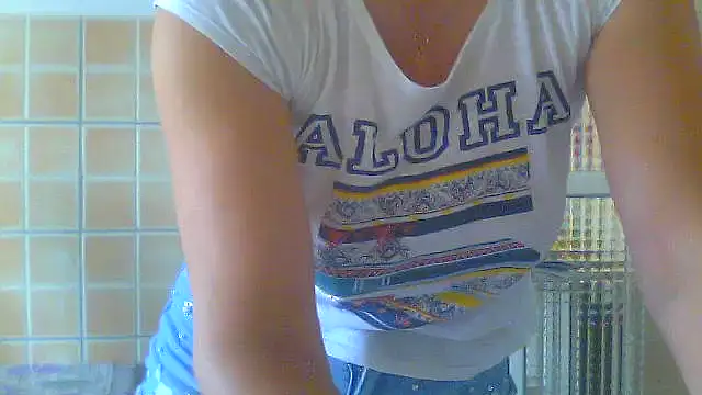 Snapshot of Alaska-perla chatting on 4, 6, 2026 Alaska-perla online show from 4, 6, 2026
