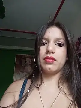 Snapshot of sweet_chloe04 chatting on 22, 6, 2026 sweet chloe04 online show from 22, 6, 2026