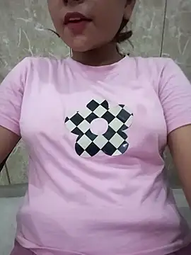 Snapshot of sexy_Diya0 chatting on 24, 6, 2026 sexy Diya0 online show from 24, 6, 2026