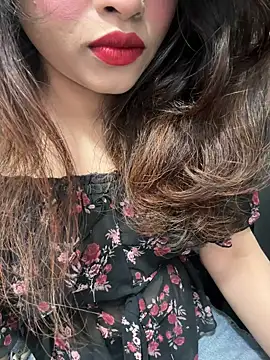 Yours riya11 online show from 24, 6, 2026