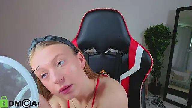 BeatriceLoven online show from 17, 6, 2026