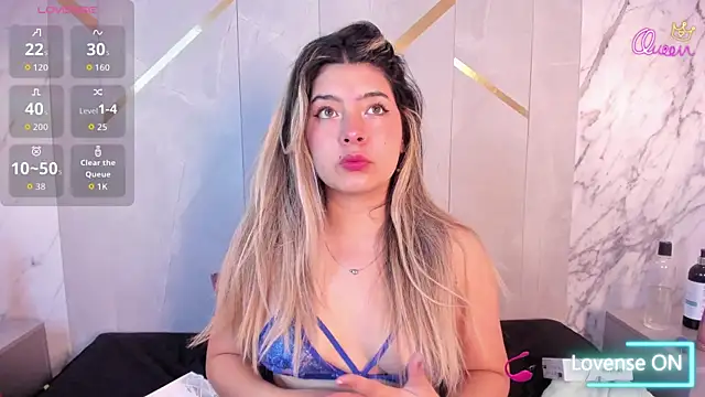 ChloeBelle  online show from 11, 6, 2026