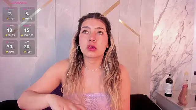 ChloeBelle  online show from 23, 6, 2026