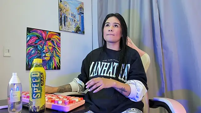 NattGray online show from 5, 7, 2026