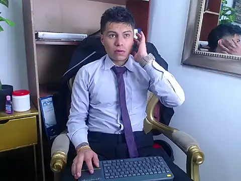 AquilesTaylor online show from 30, 6, 2026