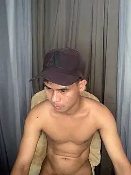 Snapshot of Asianboy_2000 chatting on 16, 7, 2026 Asianboy 2000 online show from 16, 7, 2026