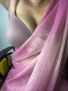 sexyveena online show from 7, 6, 2026