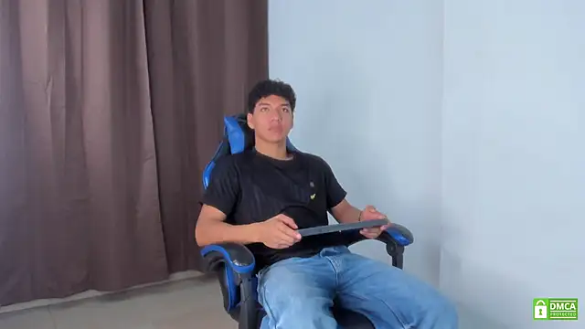 Maximiliano Young online show from 11, 6, 2026