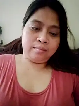 Pinayhotmom26 online show from 26, 6, 2026