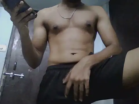 Hottie Guy hyd3 online show from 25, 7, 2026