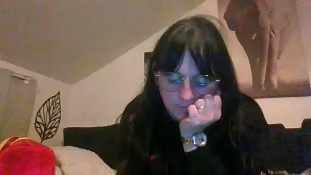 Snapshot of sexujuly88 chatting on 12, 11, 2025 sexujuly88 online show from 12, 11, 2025