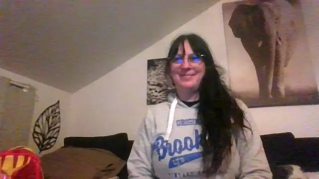 Snapshot of sexujuly88 chatting on 19, 11, 2025 sexujuly88 online show from 19, 11, 2025