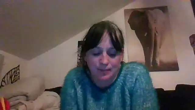 Snapshot of sexujuly88 chatting on 28, 11, 2025 sexujuly88 online show from 28, 11, 2025