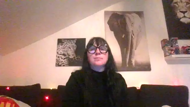 Snapshot of sexujuly88 chatting on 13, 12, 2025 sexujuly88 online show from 13, 12, 2025