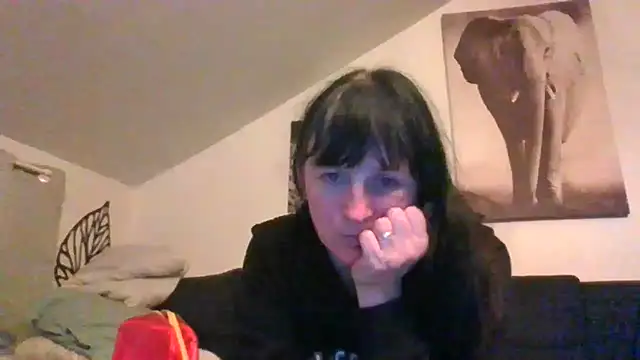 sexujuly88 online show from 15, 4, 2026