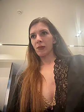 MissAndKiss online show from 31, 5, 2026