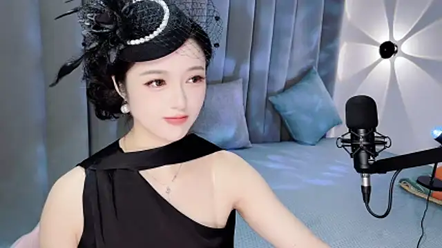 Snapshot of Momo-Wow chatting on 25, 6, 2026 Momo-Wow online show from 25, 6, 2026