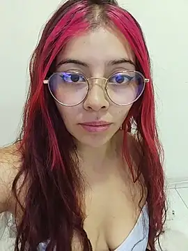Snapshot of liz_cute chatting on 9, 6, 2026 liz cute online show from 9, 6, 2026
