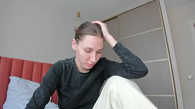 Snapshot of SofiClimbing chatting on 11, 2, 2025 SofiClimbing online show from 11, 2, 2025