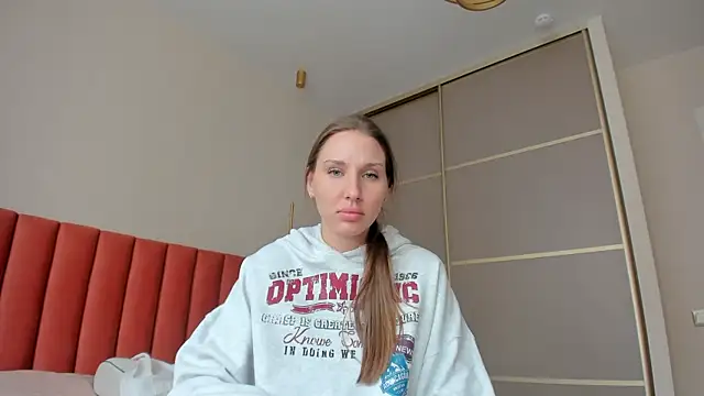 Snapshot of SofiClimbing chatting on 11, 3, 2025 SofiClimbing online show from 11, 3, 2025