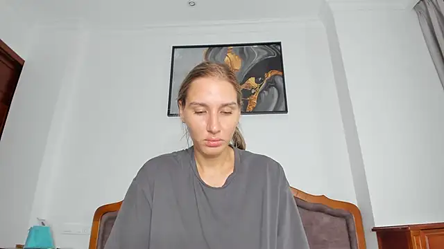 Snapshot of SofiClimbing chatting on 15, 10, 2025 SofiClimbing online show from 15, 10, 2025