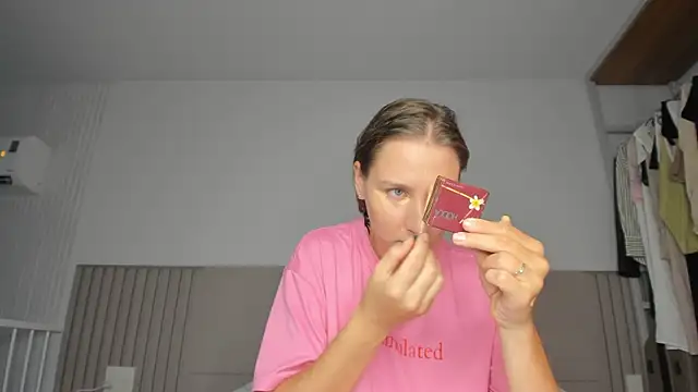 SofiClimbing online show from 12, 4, 2026