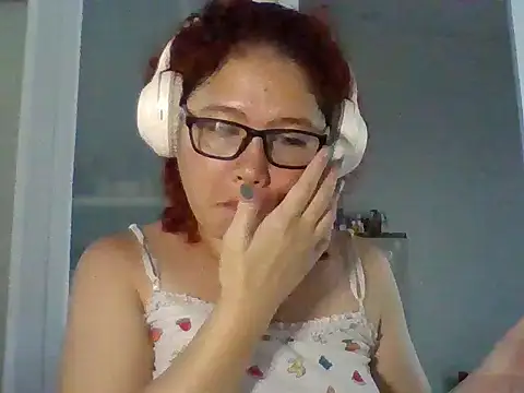 bitchychubby online show from 8, 7, 2026
