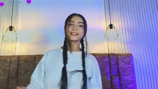 KENNIA SWEETIEE online show from 17, 6, 2026